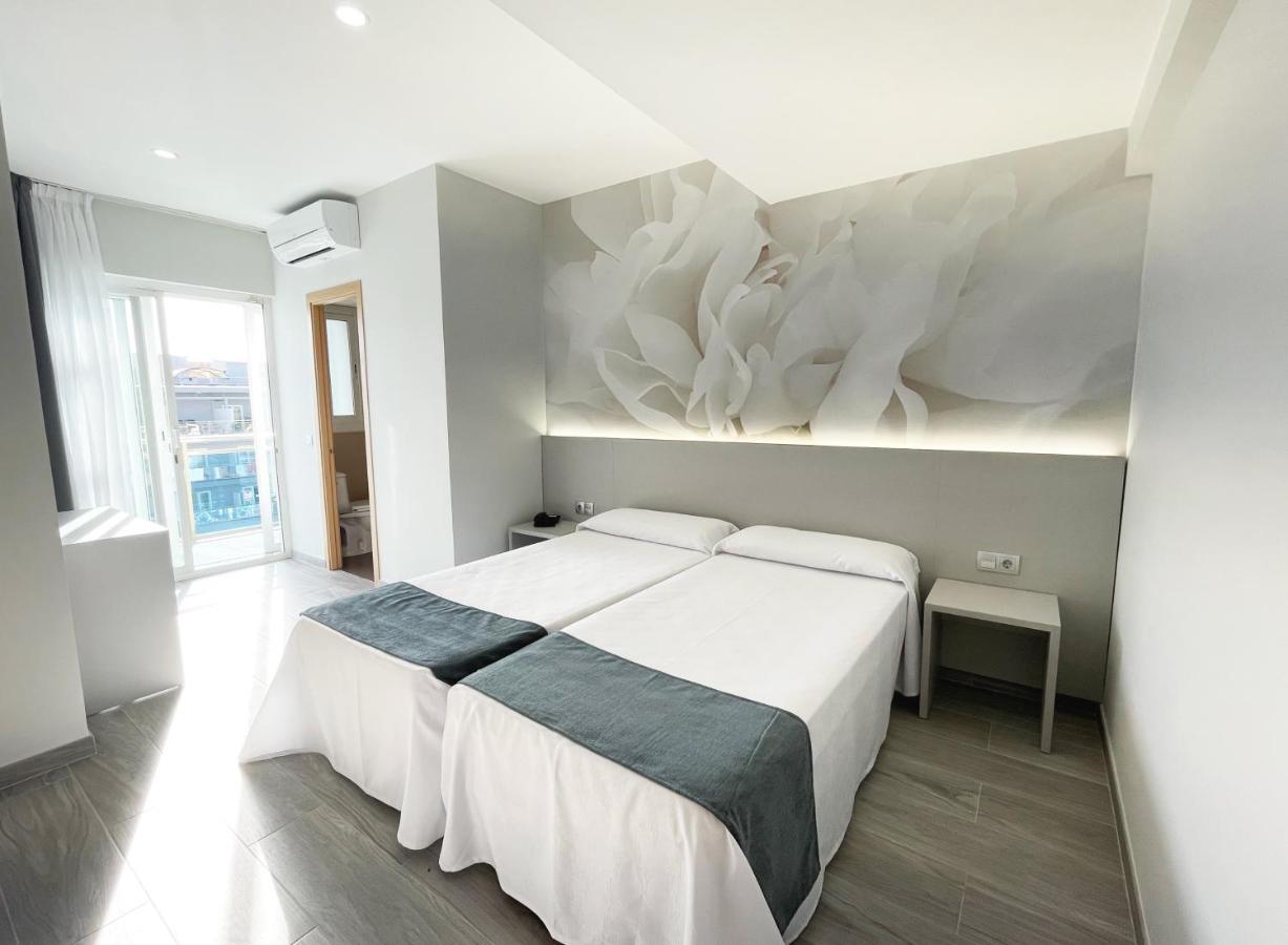 Hotel Maria del Mar Lloret de Mar Esterno foto
